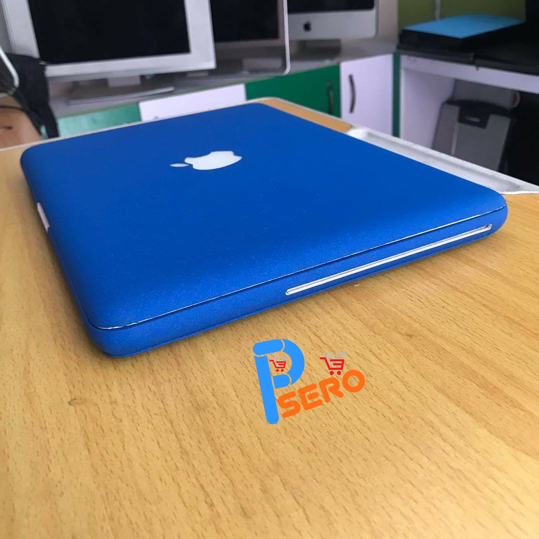 Apple Macbook Unibody, 250gb HDD - 4gb Ram, Partitioned With Mac OS and Windows Operating System - Image 6