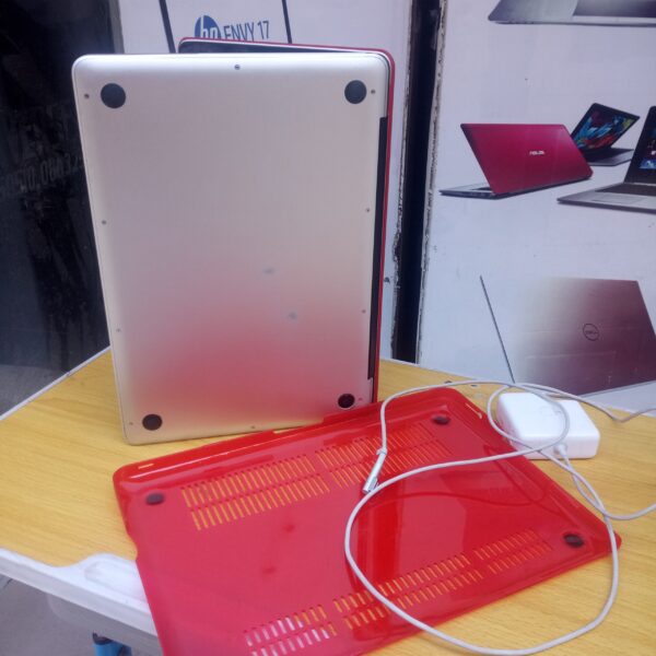 UK Used Apple Macbook Pro - 4GB Ram - 500HDD - Image 4