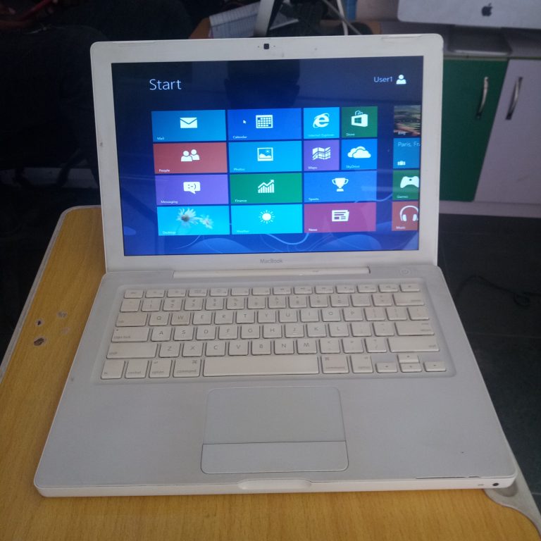 Apple Macbook A1181, 2gb Ram, 160gb HDD, Mac Os & Windows Installed - Image 9