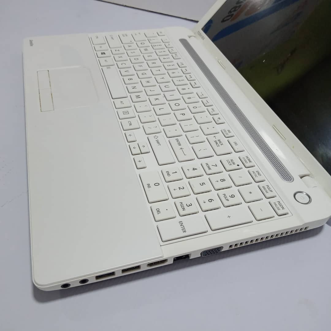 Toshiba Satellite C50D-A Laptop – Intel Core 2 Duo – 500HDd – 4GB Ram - Image 9