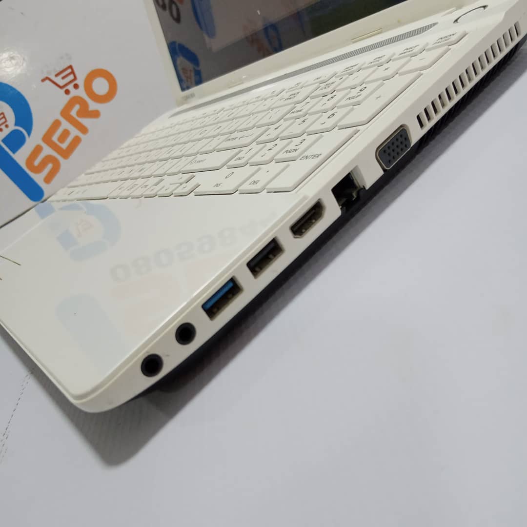 Toshiba Satellite C50D-A Laptop – Intel Core 2 Duo – 500HDd – 4GB Ram - Image 4