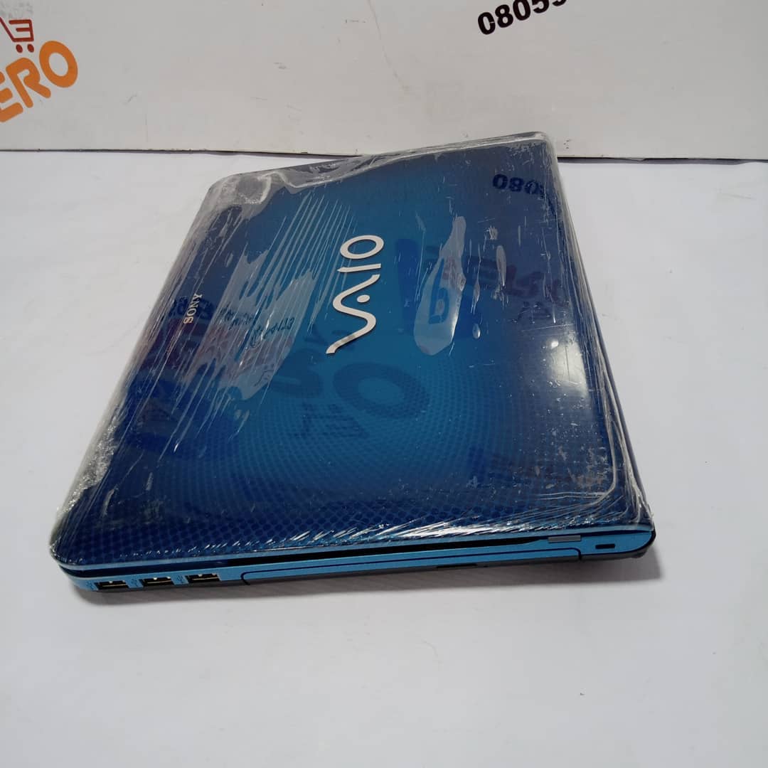 Sony VAIO VPCEA1S1E Laptop – Intel Core i3 – 4GB Ram – 250GB