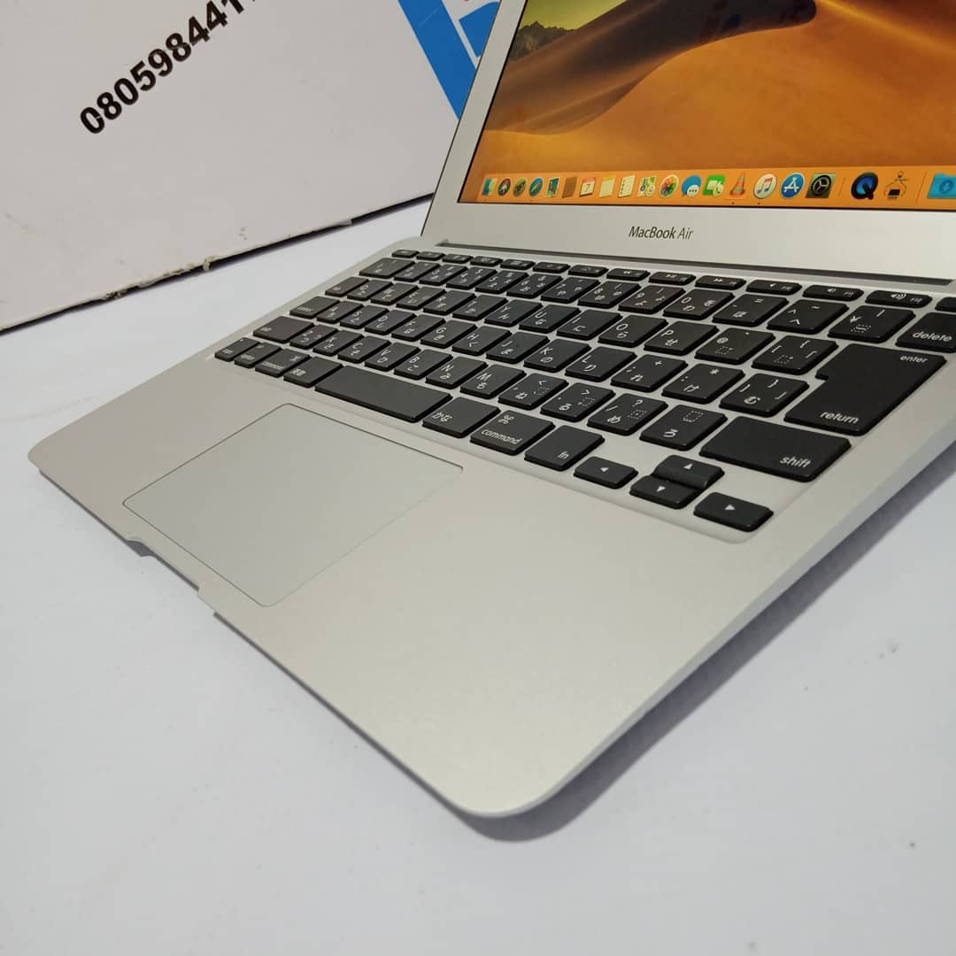 Apple MacBook Air 2015 Laptop – 11inch – 4GB Ram – 128SSD – UK Used - Image 2