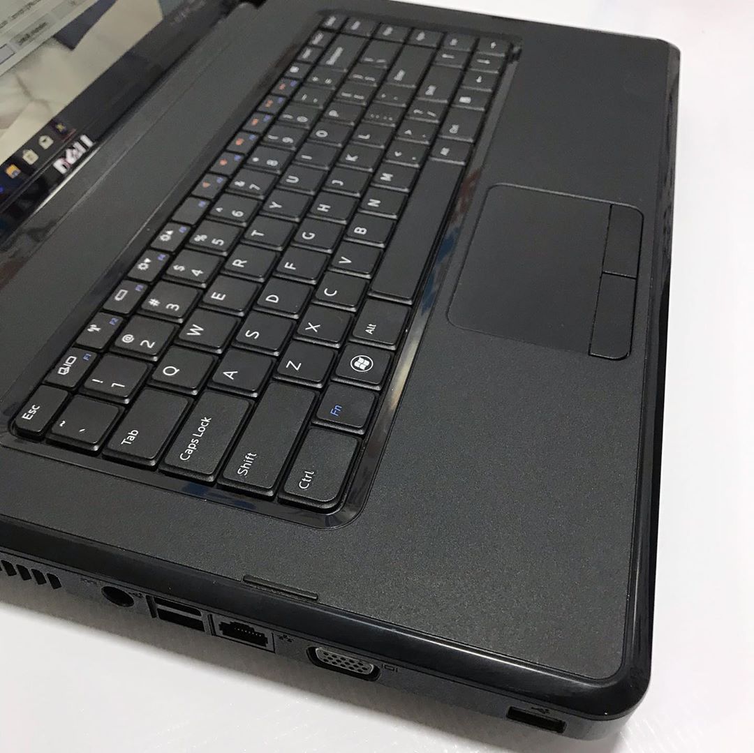 Dell Inspiron N5030 Laptop - Core 2 Duo - 3GB Ram - 250GB HDD - Webcam - Free Mouse - Image 3