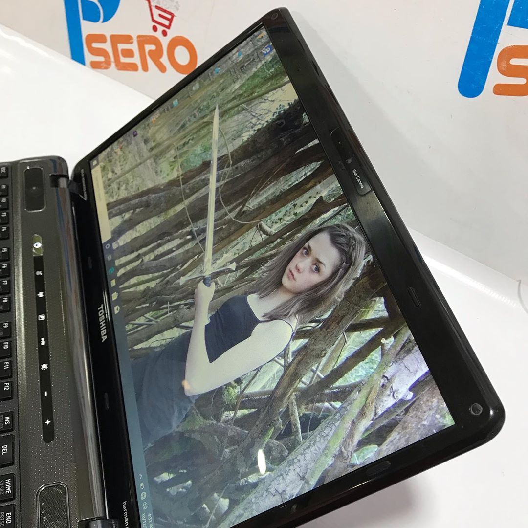 Toshiba Satellite A660 - Intel Core i5 - 1GB GeForce Nvidia Dedicated Graphics - 4GB Ram - 320HDD - 16GB Free Flash Drive - Image 3