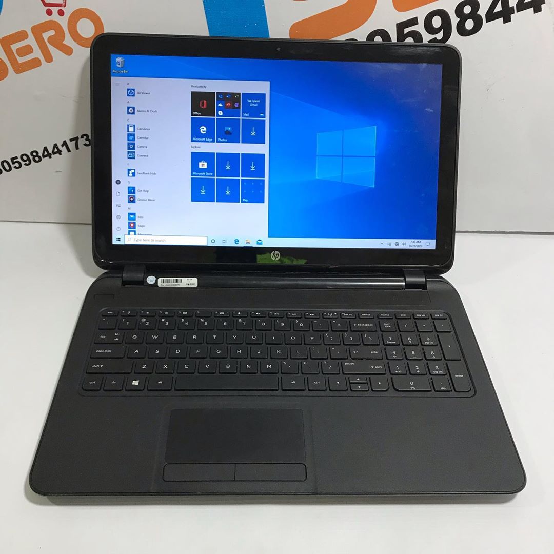 HP 15 Laptop - Intel Core i3 - 8GB Ram - 1 Terabyte HDD - Touchscreen - Very Slim - Free Flash Drive