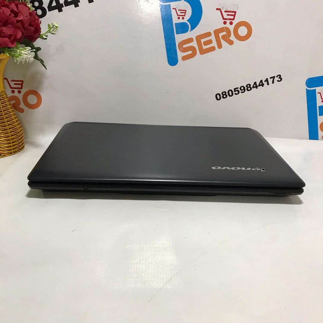 Slim Lenovo 1050 Laptop - Intel Core 2 Duo - 4GB Ram - 320GB Hard Drive - Free Wireless Mouse - Image 10