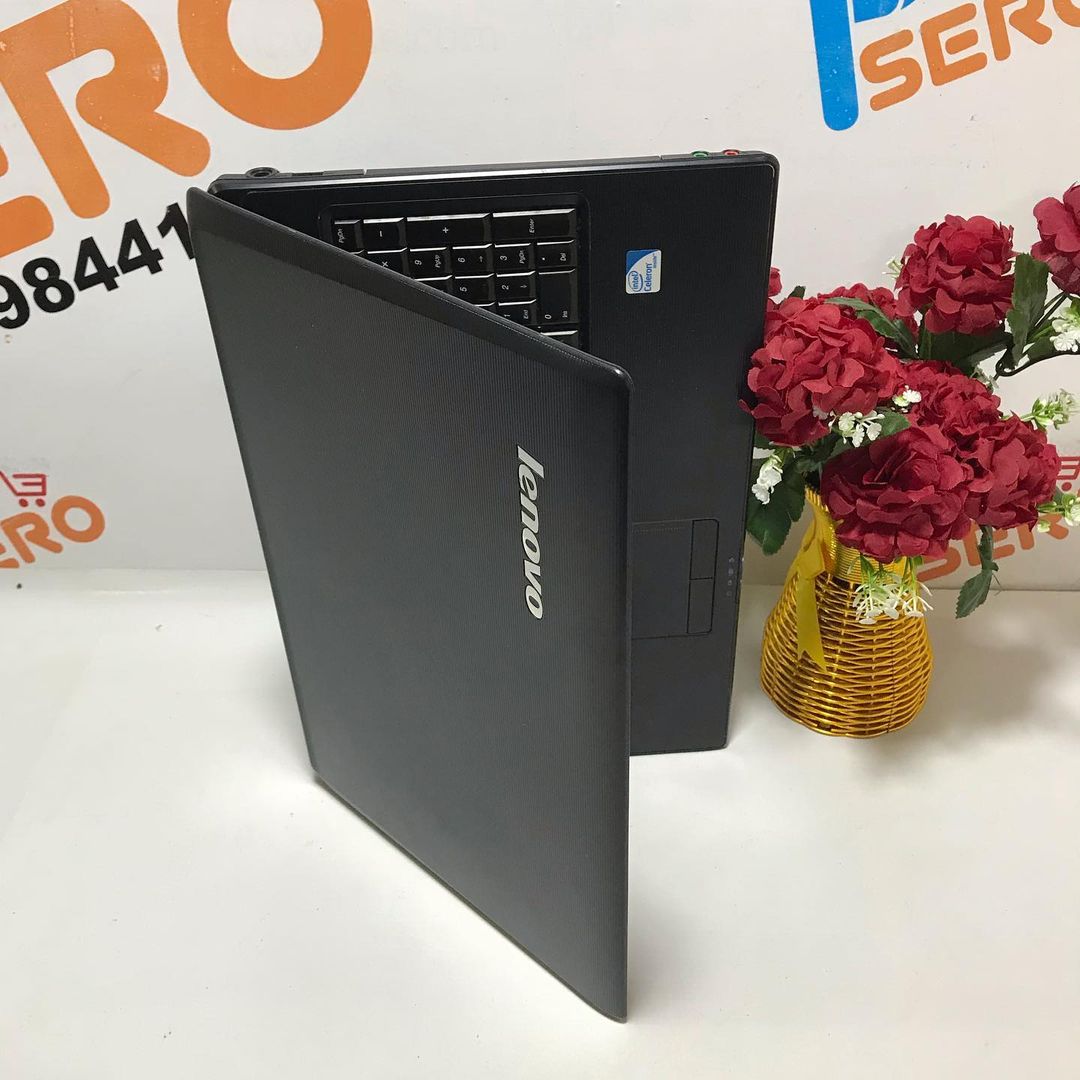Slim Lenovo 1050 Laptop - Intel Core 2 Duo - 4GB Ram - 320GB Hard Drive - Free Wireless Mouse - Image 5