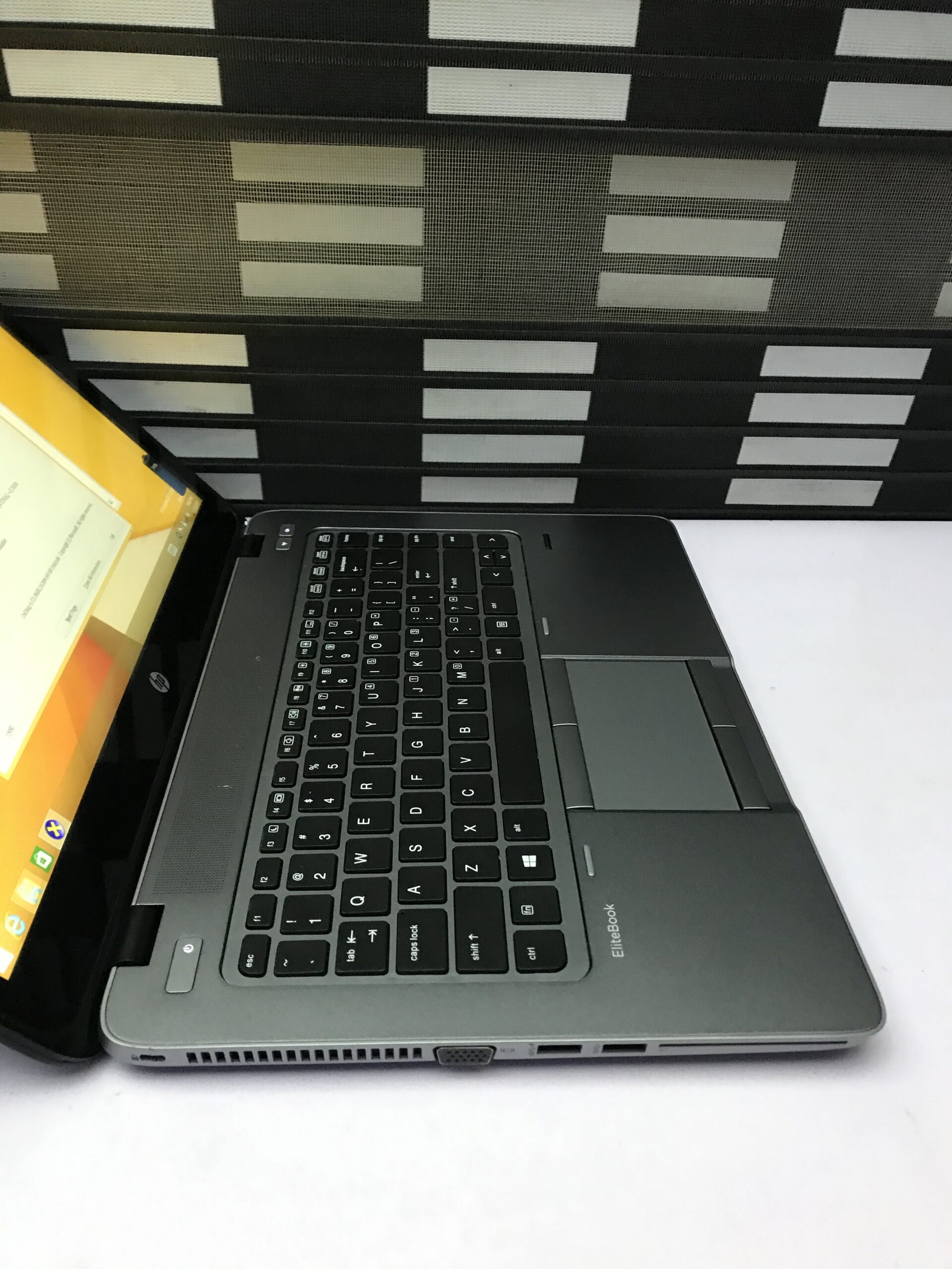 HP Elitebook 840 G2 Laptop - Core i5 - Touchscreen - 4GB Ram - 500GB HDD - Fingerprint - Image 5