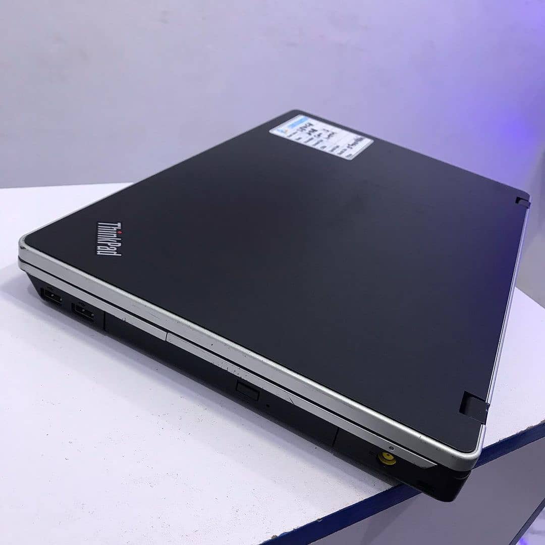 Lenovo Thinkpad 03192AG Laptop - Intel Core i3 - 4GB Ram - 250GB HDD - Image 10