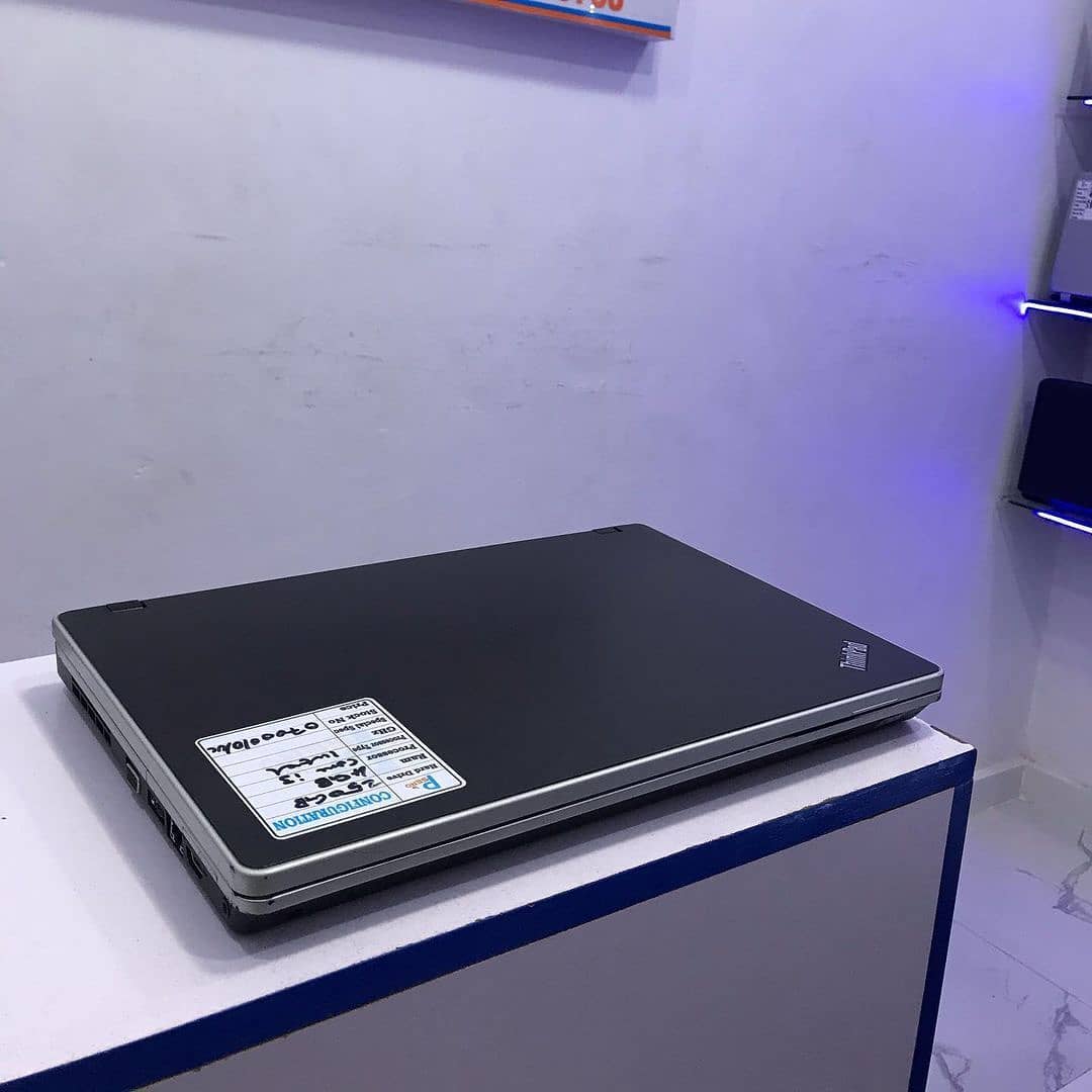 Lenovo Thinkpad 03192AG Laptop - Intel Core i3 - 4GB Ram - 250GB HDD - Image 2