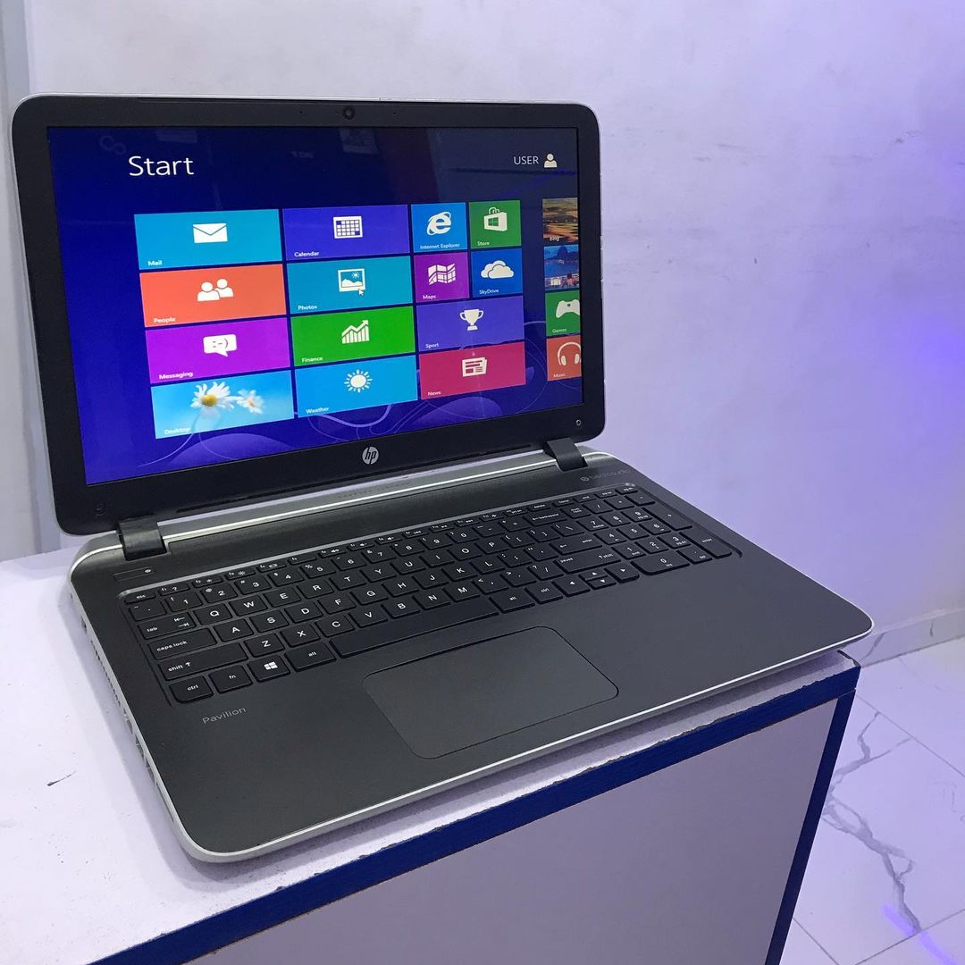 HP Pavilion 15 Intel Core i7 – 6GB Ram – 320GB HDD – 15inch Display – 2.6GHz