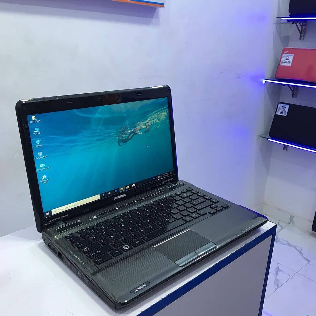 Toshiba satellite p745 Laptop - Intel Core i5 - Super Clean - 4Gb RAM - 320Gb HDD - 14 inch - Image 5