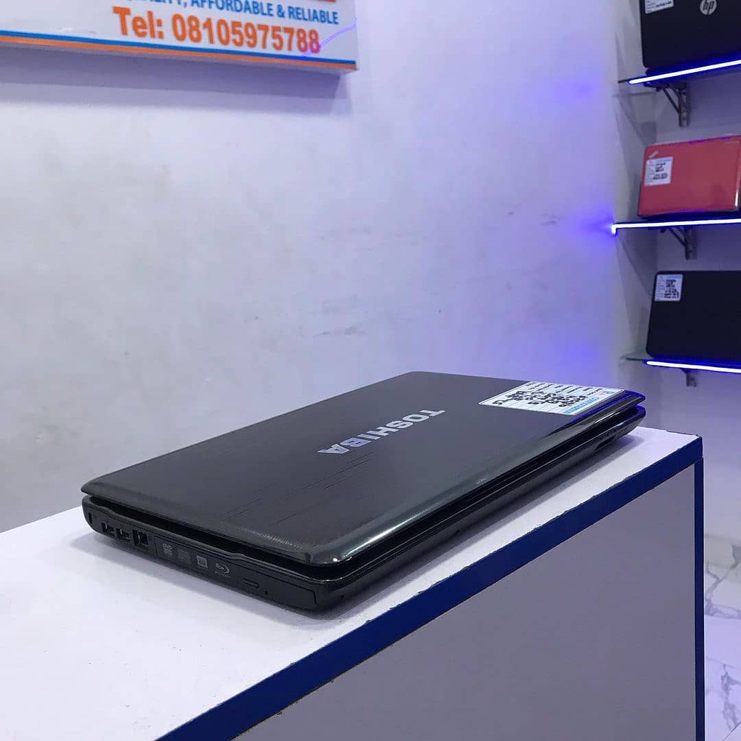 Toshiba satellite p745 Laptop - Intel Core i5 - Super Clean - 4Gb RAM - 320Gb HDD - 14 inch - Image 3