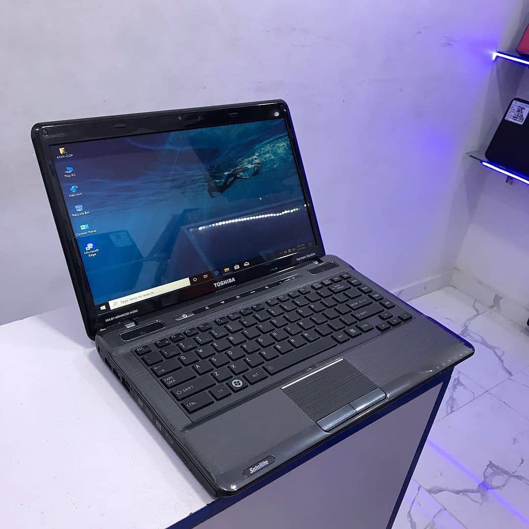 Toshiba satellite p745 Laptop - Intel Core i5 - Super Clean - 4Gb RAM - 320Gb HDD - 14 inch - Image 6