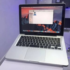 Apple MacBook Pro - 4GB Ram - 500GB HDD - Sharp Webcam - Keyboard Light