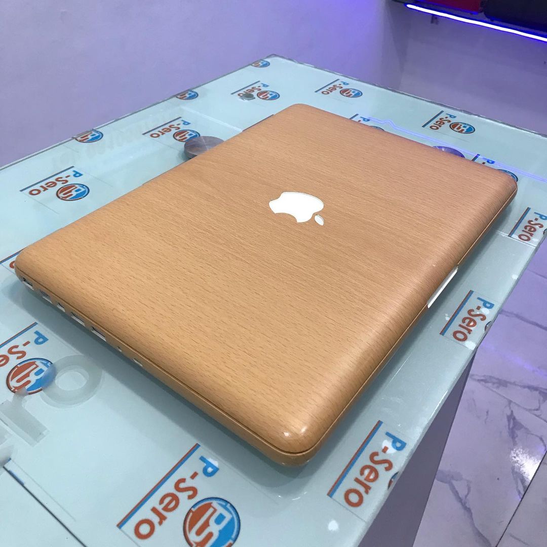 Apple MacBook Unibody A1342 Laptop - 500GB HDD - 8GB Ram - Partitioned - 2.4GHz - Apple Light - Image 6