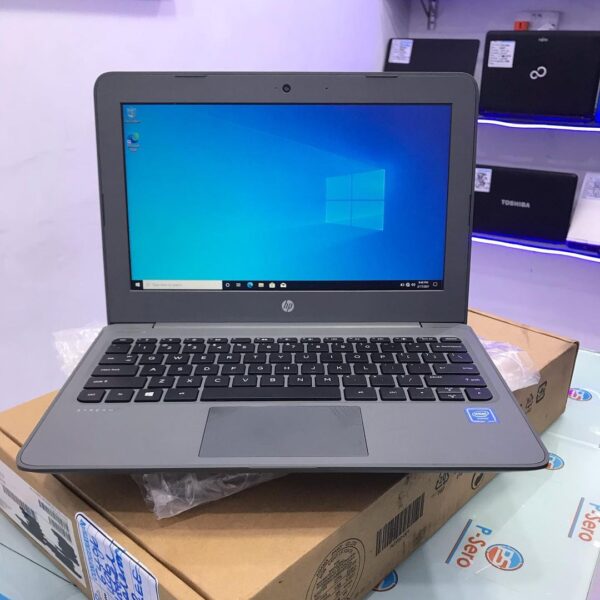 Open Carton - Ultra-Slim HP Stream 11 Pro G4 - Intel Inside - 4GB Ram - 64GB SSD - 11 inch