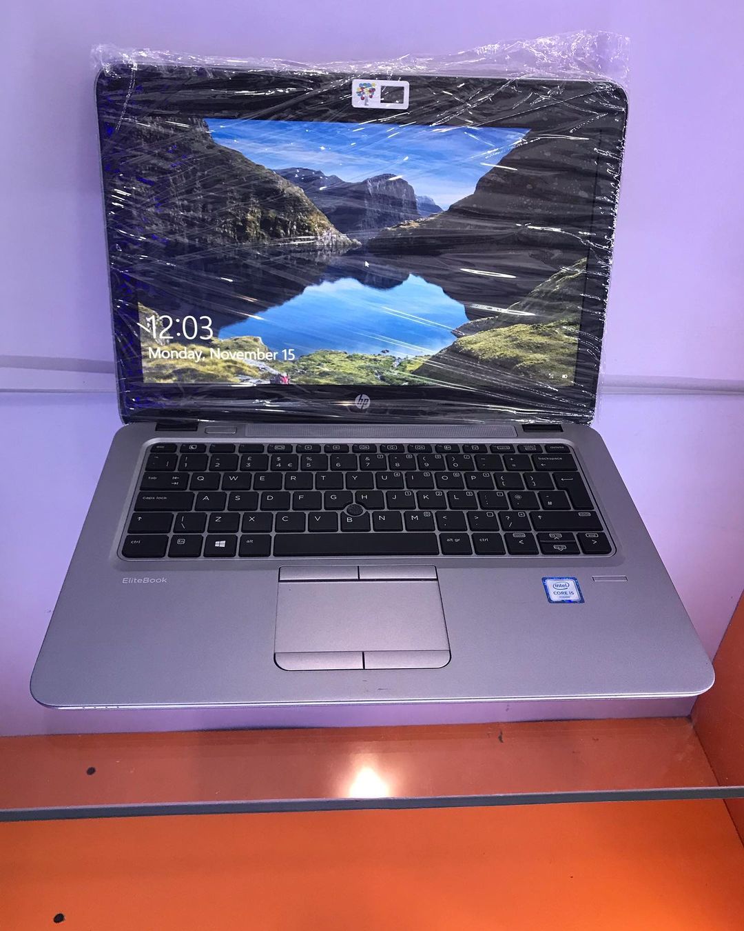Ultra-Slim Hp Elitebook mt43 pro 4gb Ram 320gb HDD – 2.4GHz - Image 8