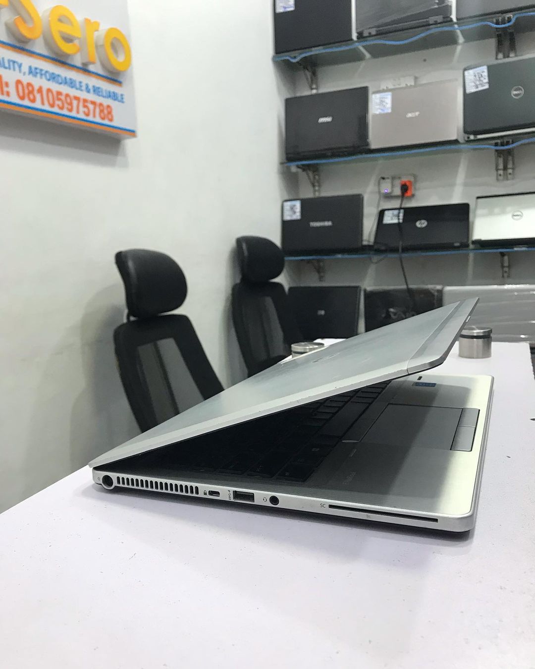 Slim Hp Elitebook folio 9480m laptops -intel core i7 – keyboard light -8GB-RAM-500GB HDD-2.7GHz - Image 2
