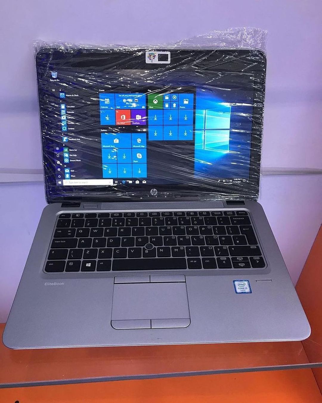 UK USED: HP Mt42 Laptop – 500GB Ram – 8GB Ram – Slim Shape – Windows 10 pro - Image 9
