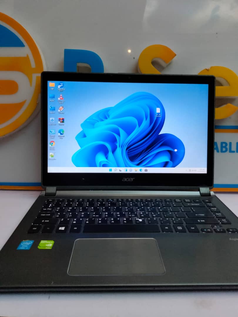 Uk Used Acer Aspire v7-
