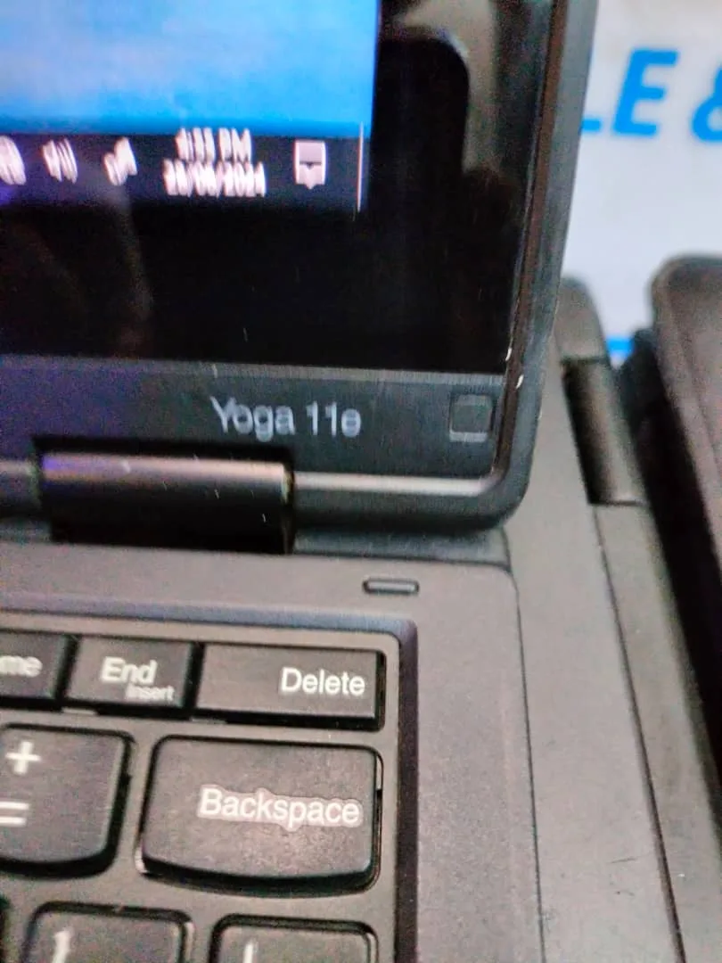 UK Used Lenovo ThinkPad Yoga 11e 2-in-1 – 6th Gen. Intel Core i3 – 128GB SSD – 4GB RAM – 4GB Total Graphics – HDMI – Touchscreen - Image 11