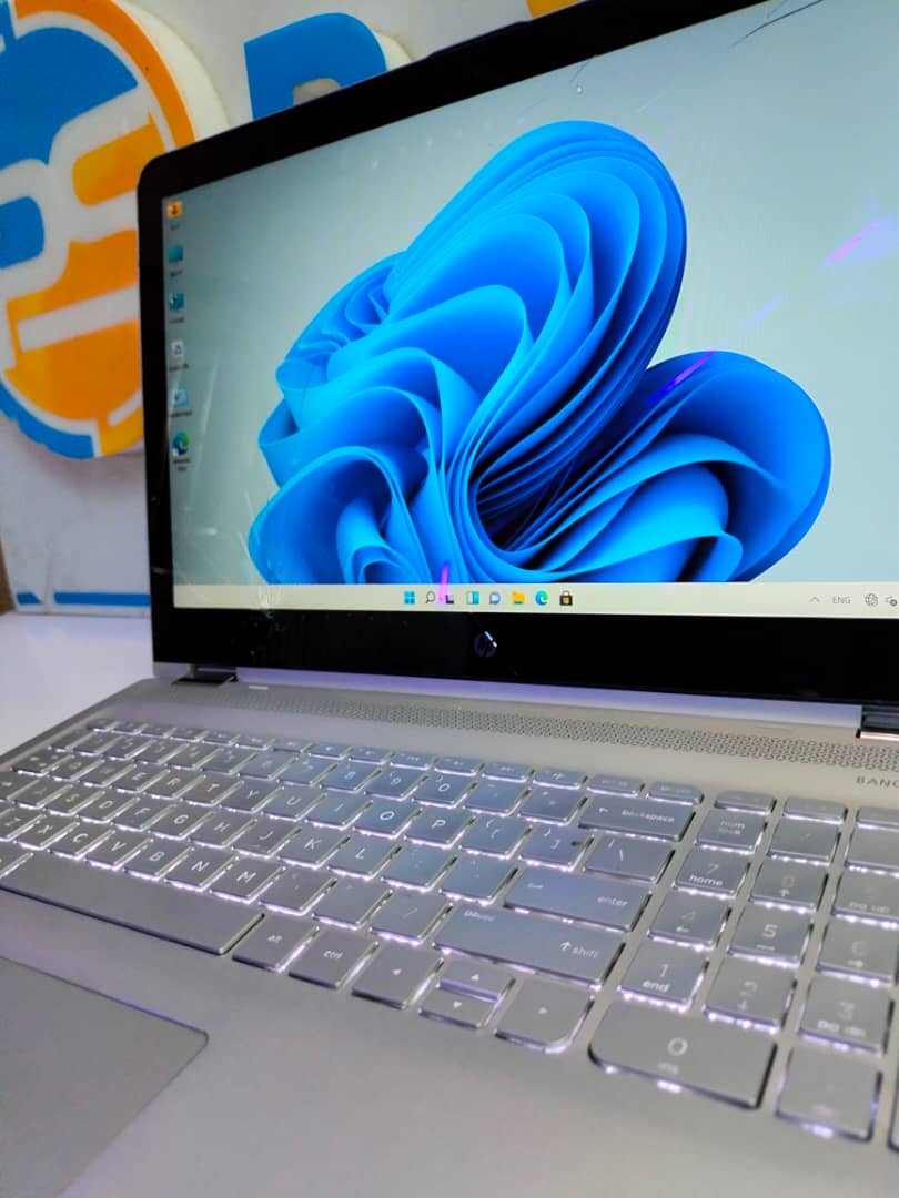 UK Used HP Envy Notebook X360- 8th Gen. Intel Core i7 – Keypad Light – Touchscreen – UHD Display Resolution Windows11 pro 1Tb HDD – 16GB RAM 8GB Total Graphics Ultrabook PC - Image 8