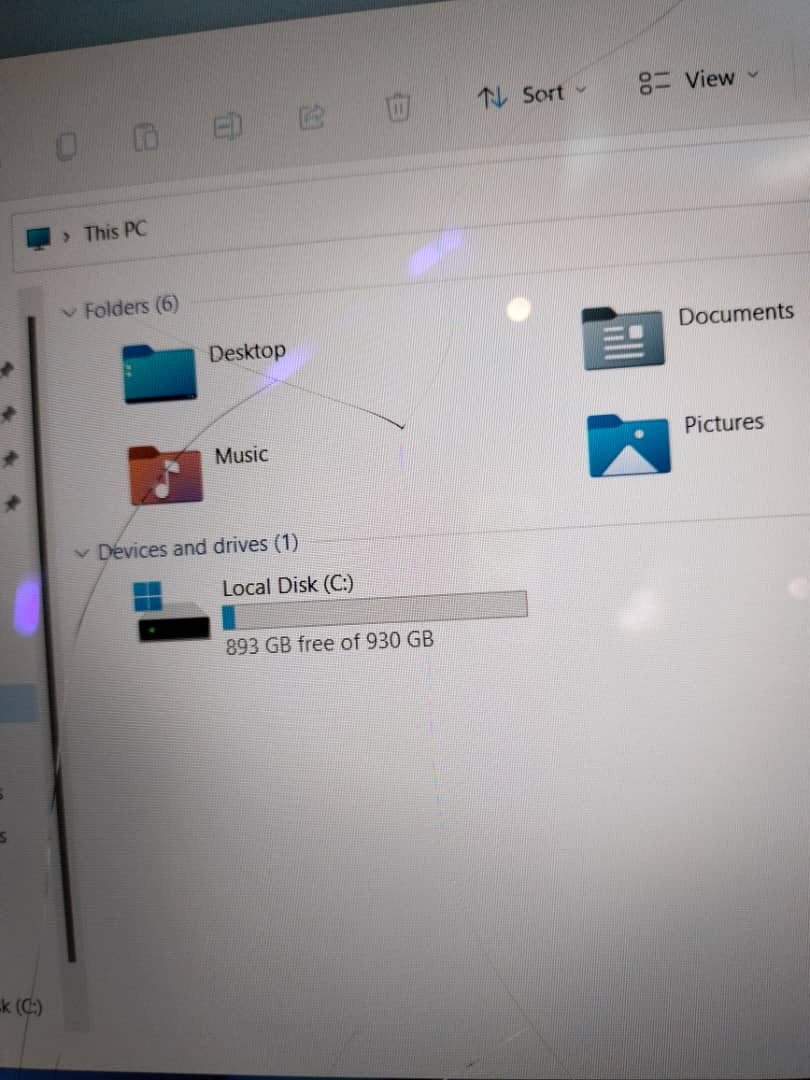 UK Used HP Envy Notebook X360- 8th Gen. Intel Core i7 – Keypad Light – Touchscreen – UHD Display Resolution Windows11 pro 1Tb HDD – 16GB RAM 8GB Total Graphics Ultrabook PC - Image 4