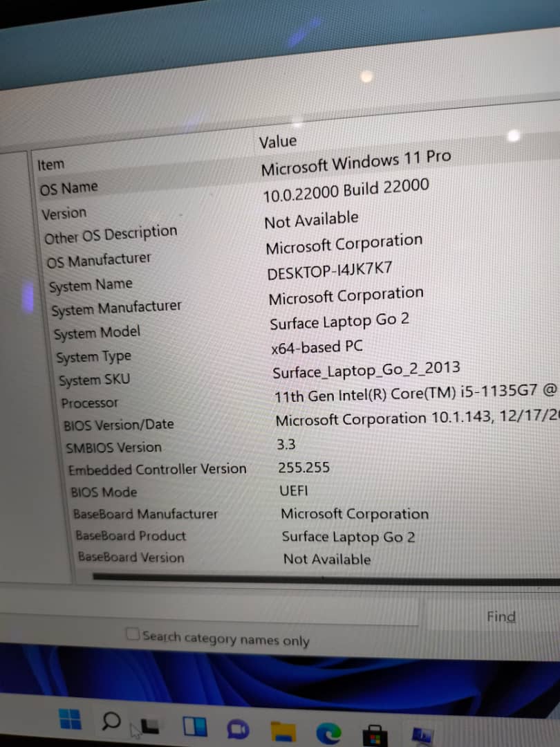 UK Used Microsoft Surface Laptop Go 2 10.5" Touch-Screen -Intel Intel core i5 -11th Gen - 2.4ghz-RAM 8gb -128GB SSD - Wins 11- 1536 × 1024 - 4gb total graphics - 10hrs battery life - Sleek and portable - Image 2