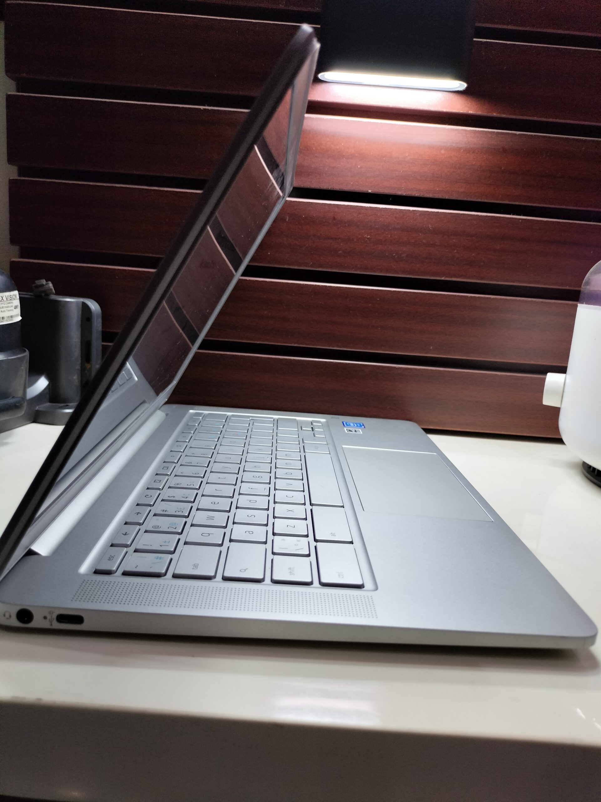 HP Chromebook 14 G5 - Intel Celeron N3450 - 64GB eMMC - 4GB RAM - Image 6