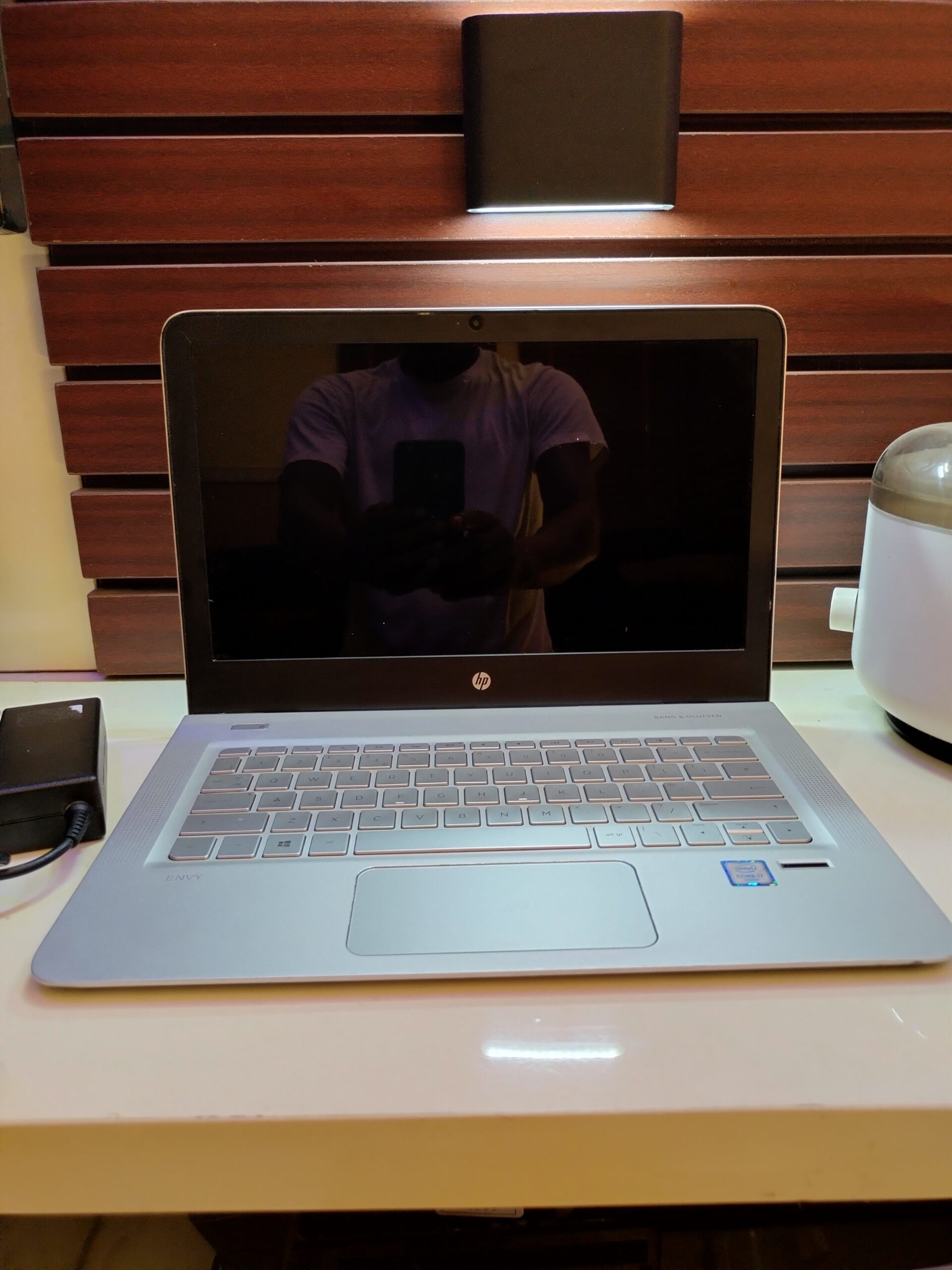 HP Envy Laptop - Core i7 - 256GB SSD - 8GB Ram - 6th Gen - Keyboard Light - Image 7