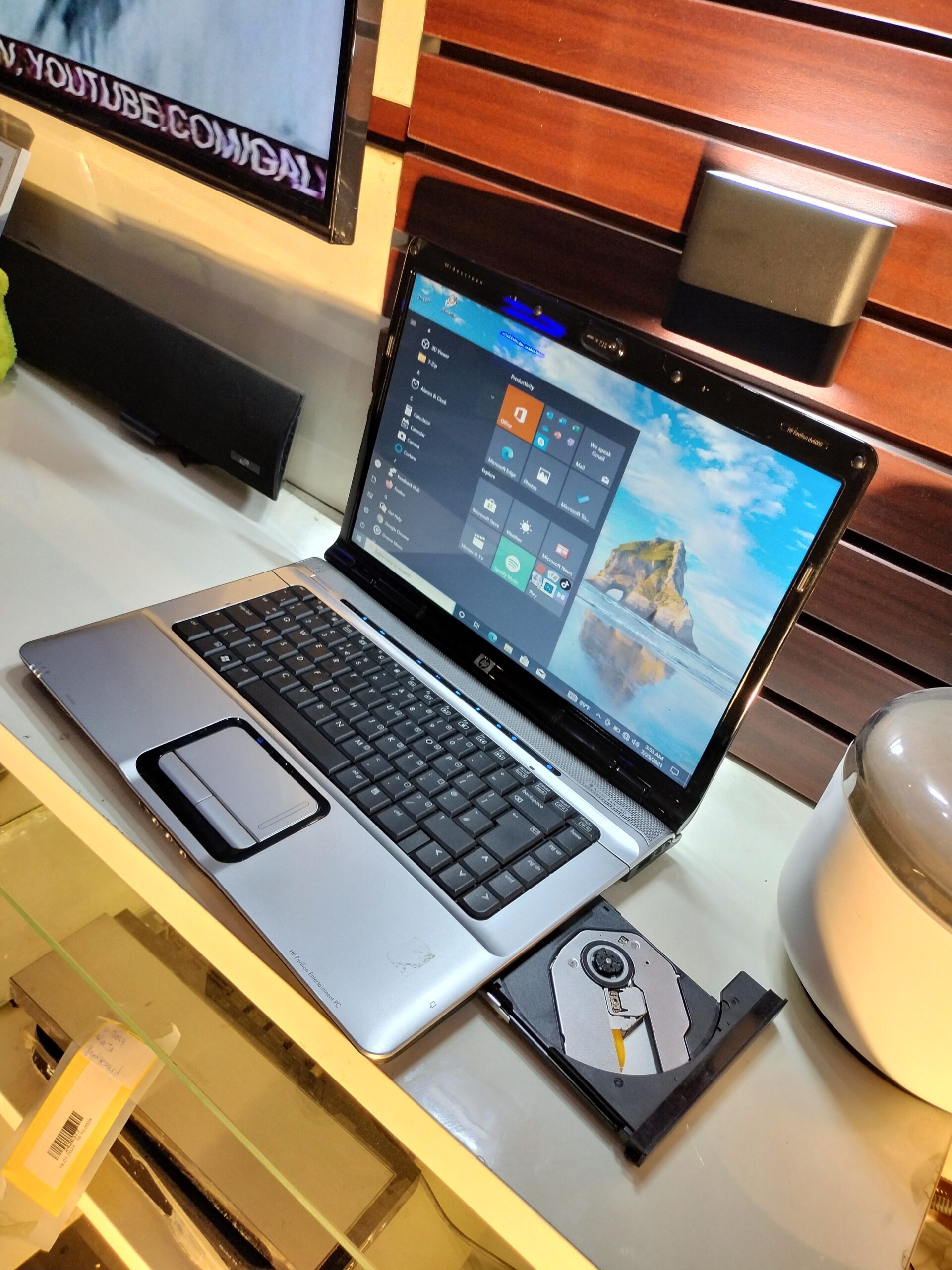 HP Pavilion DV6500 Laptop - AMD - 120GB HDD - 4GB Ram - Windows 10 Pro - Image 2