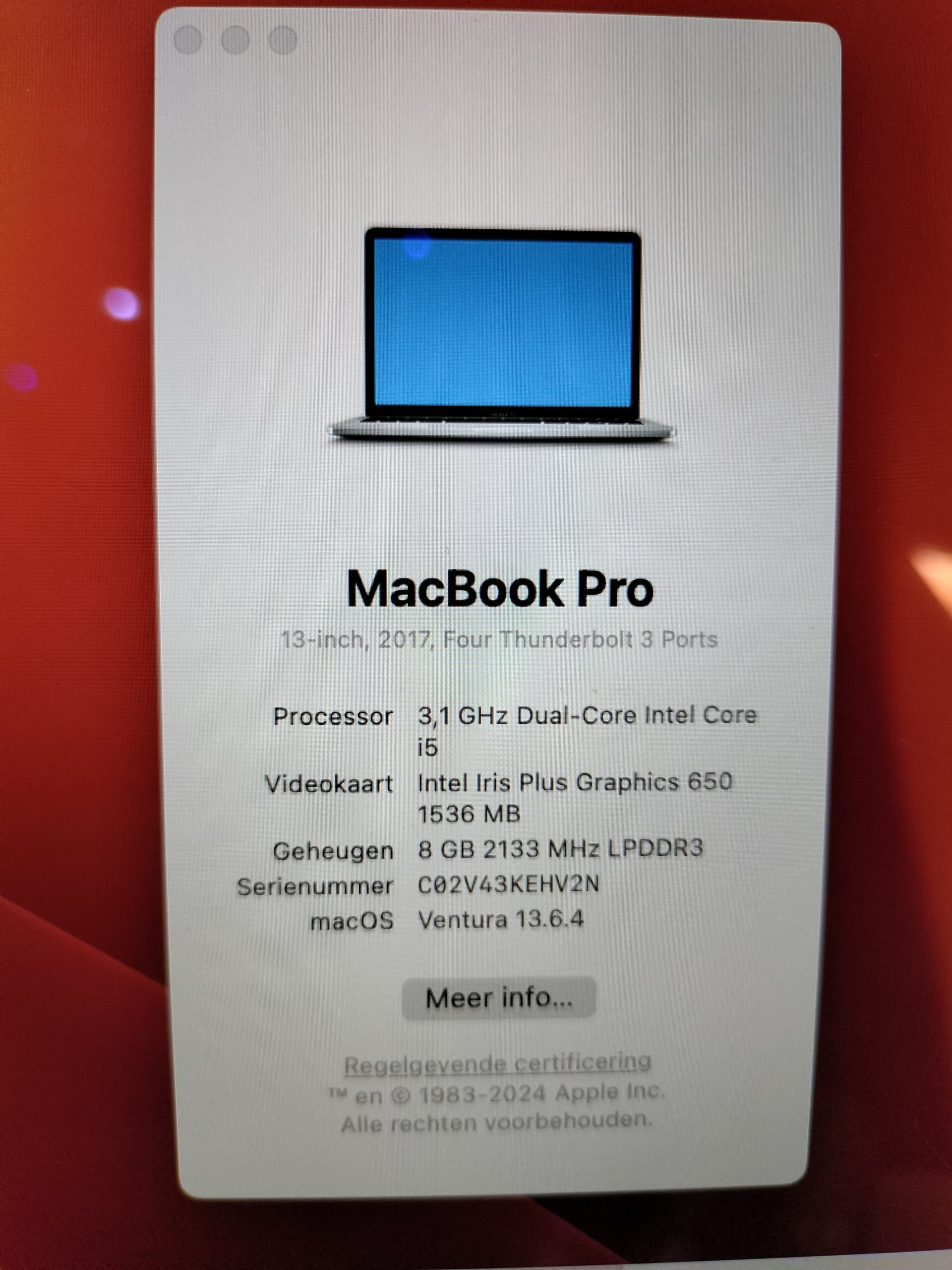 Apple MacBook Pro 2017 - Touch Bar - Core i5 - 256GB - 8GB Ram - Image 15