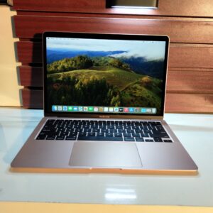 Apple MacBook Air 2020 - Core i5 - 512GB SSD - 8GB Ram - Retina Display
