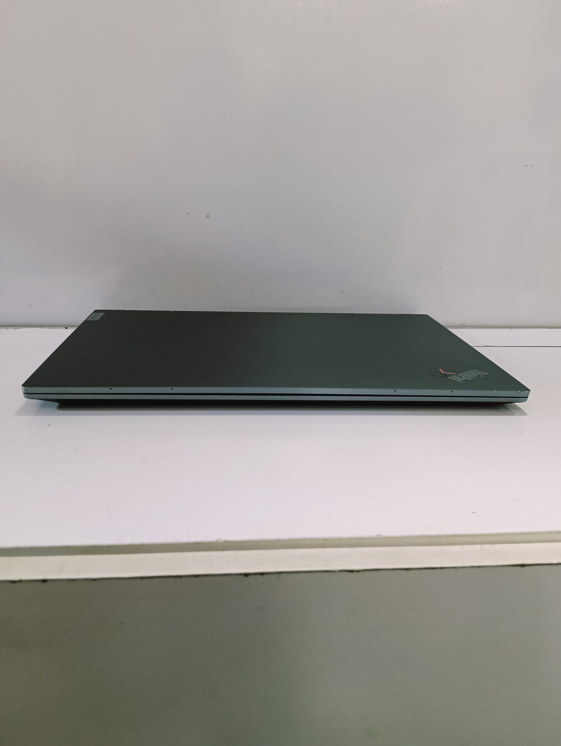 Lenovo ThinkPad 20Y0S49N01 - Touchscreen - Convertible - 16GB Ram - 512GB SSD - Image 3