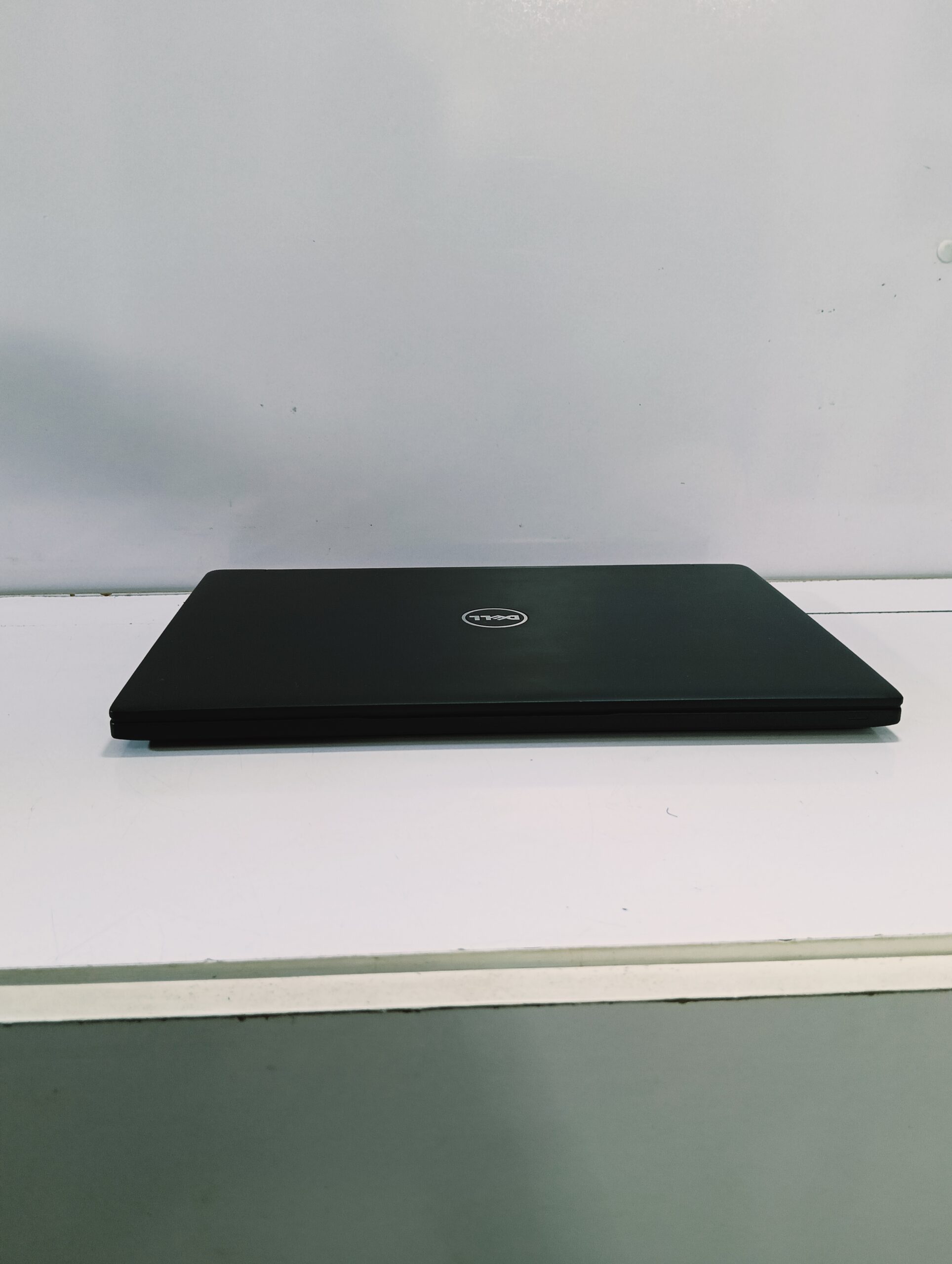 Dell Latitude 7280 - 7th Gen - Core i7 - 256GB SSD - 8GB - 250GB - Windows 11 Pro - Image 5