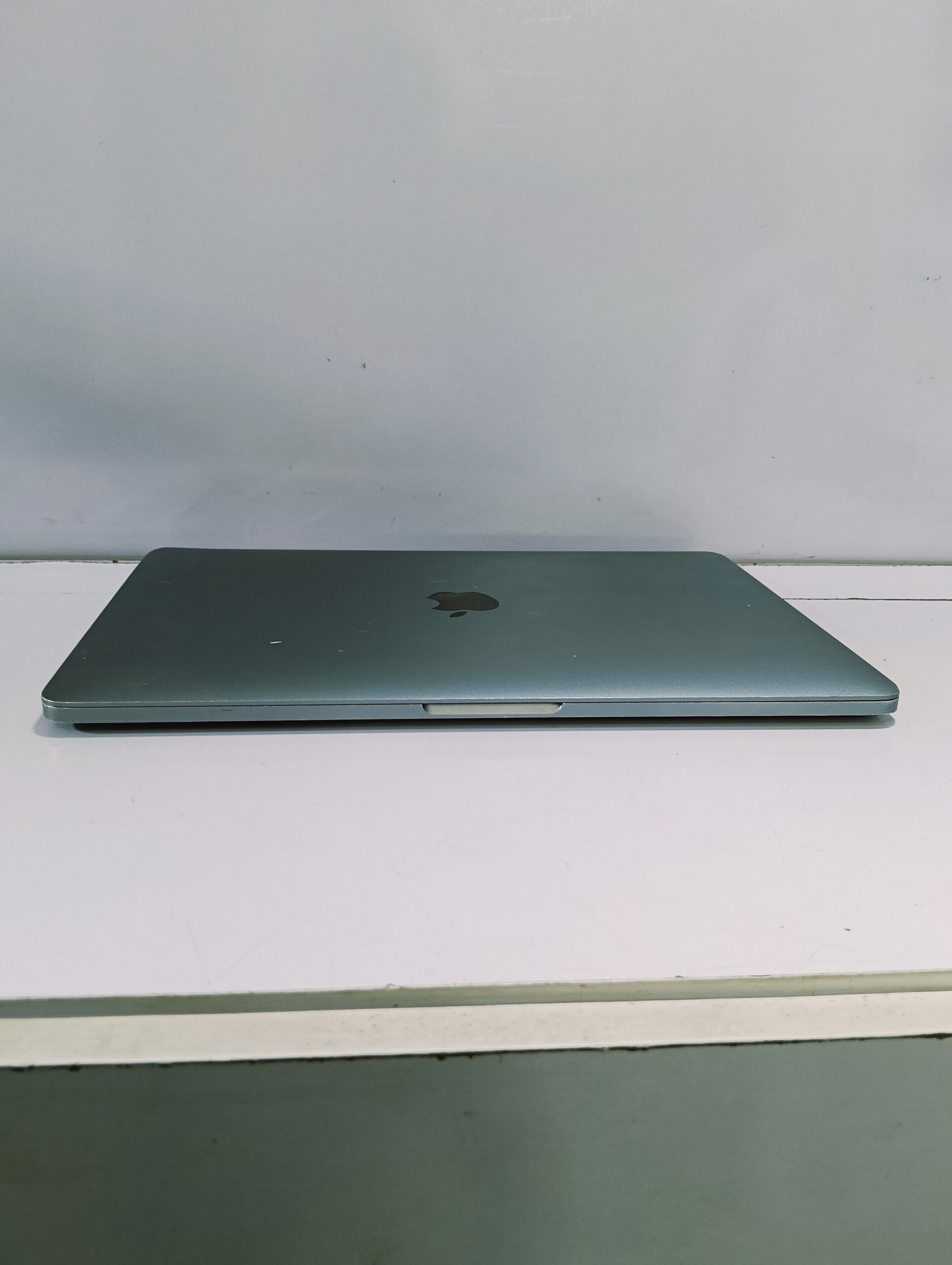 Apple MacBook Pro 2017 – Core i5 – 128GB SSD – 4GB Ram – 13.3 Inch - 1.5GB Dedicated - Image 7