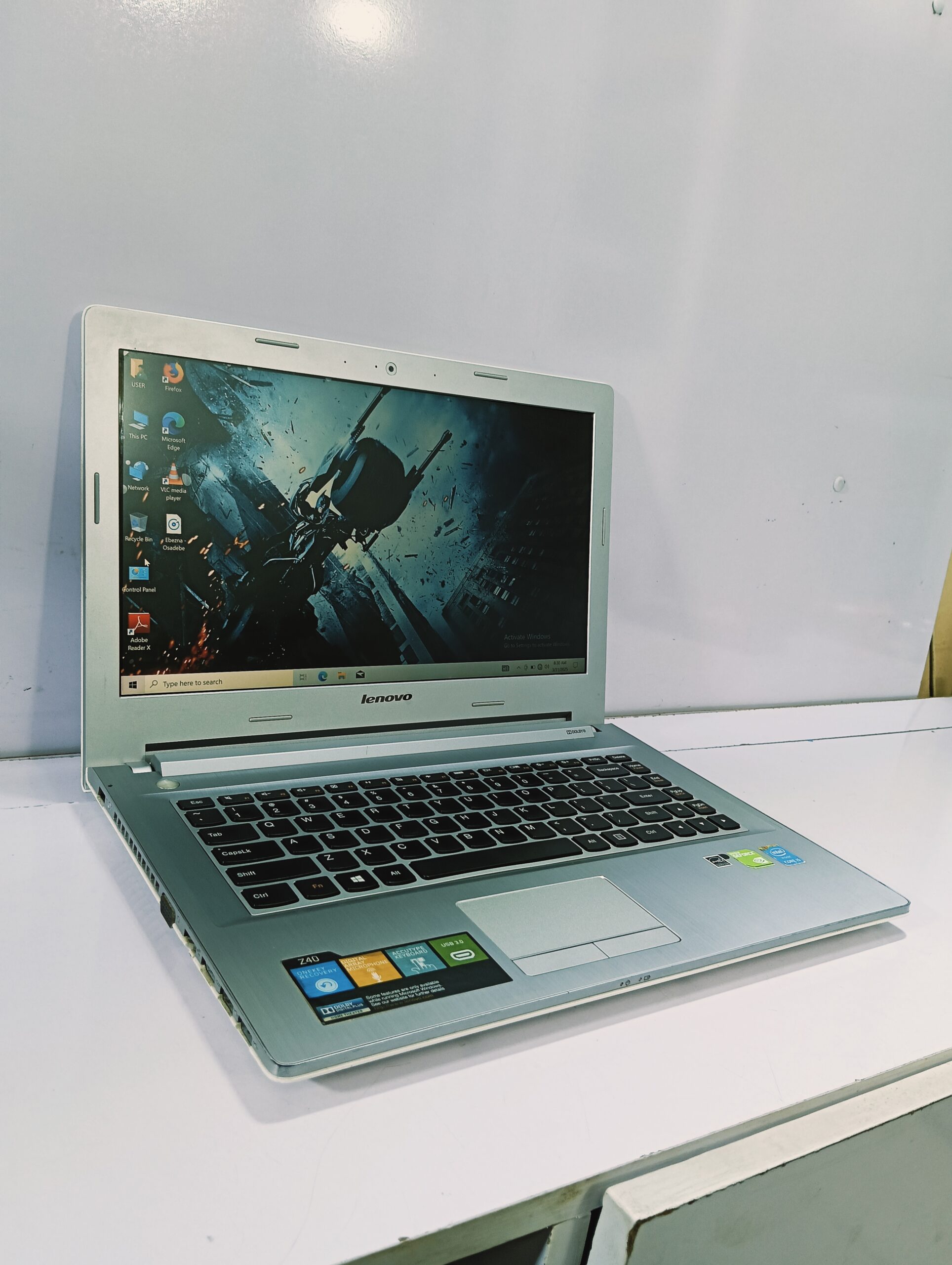 Lenovo Z40 - Core i5 - 16GB Ram - 512GB SSD - 4GB Dedicated Graphics - 4th Gen