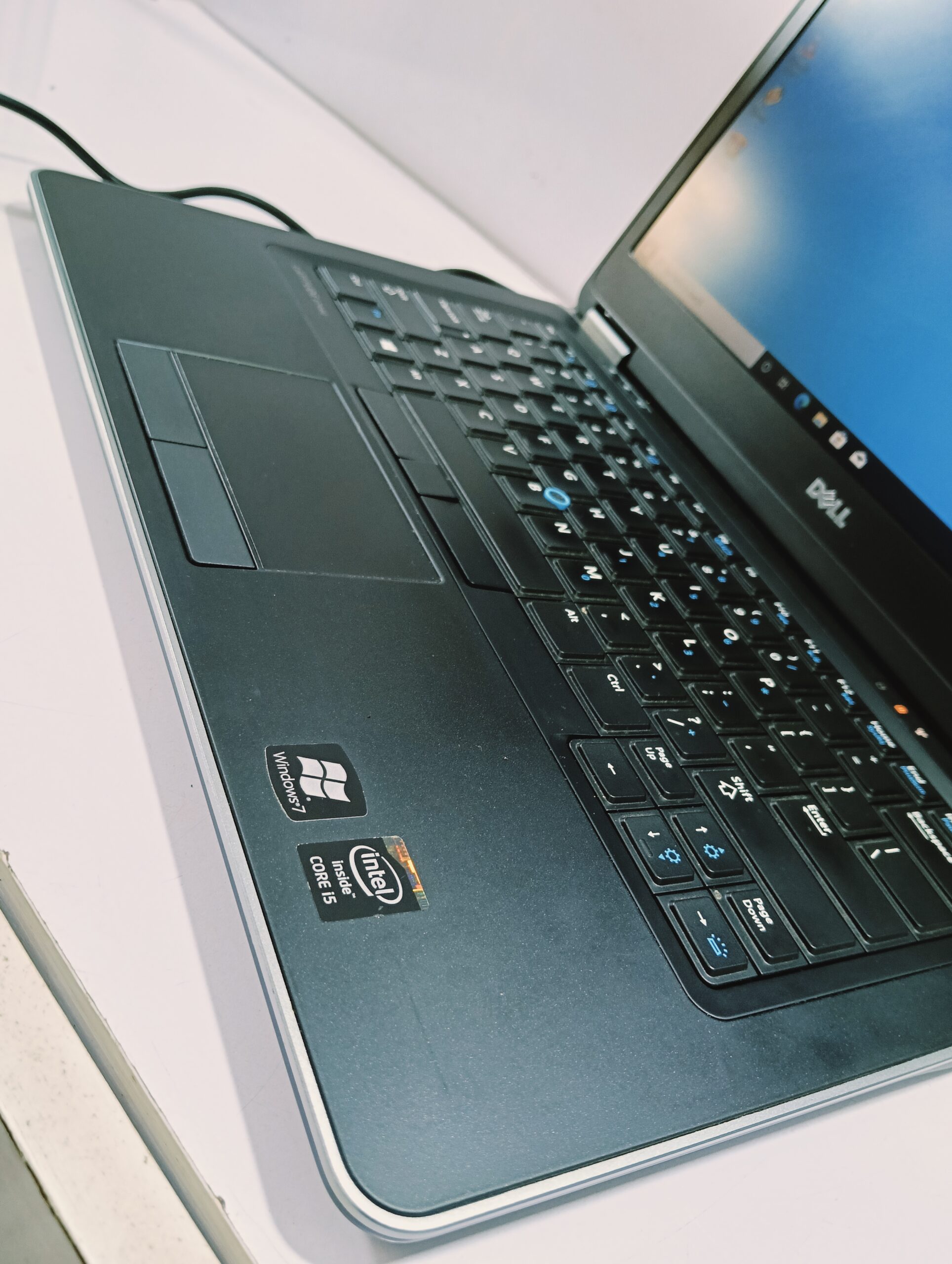 Dell Latitude E7440 - Core i5 - 4th Gen - 8GB Ram - 256GB SSD - Windows 10 Pro - Image 3