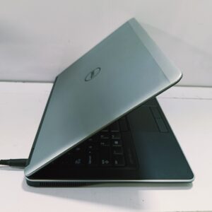 Dell Latitude E7440 - Core i5 - 4th Gen - 8GB Ram - 256GB SSD - Windows 10 Pro