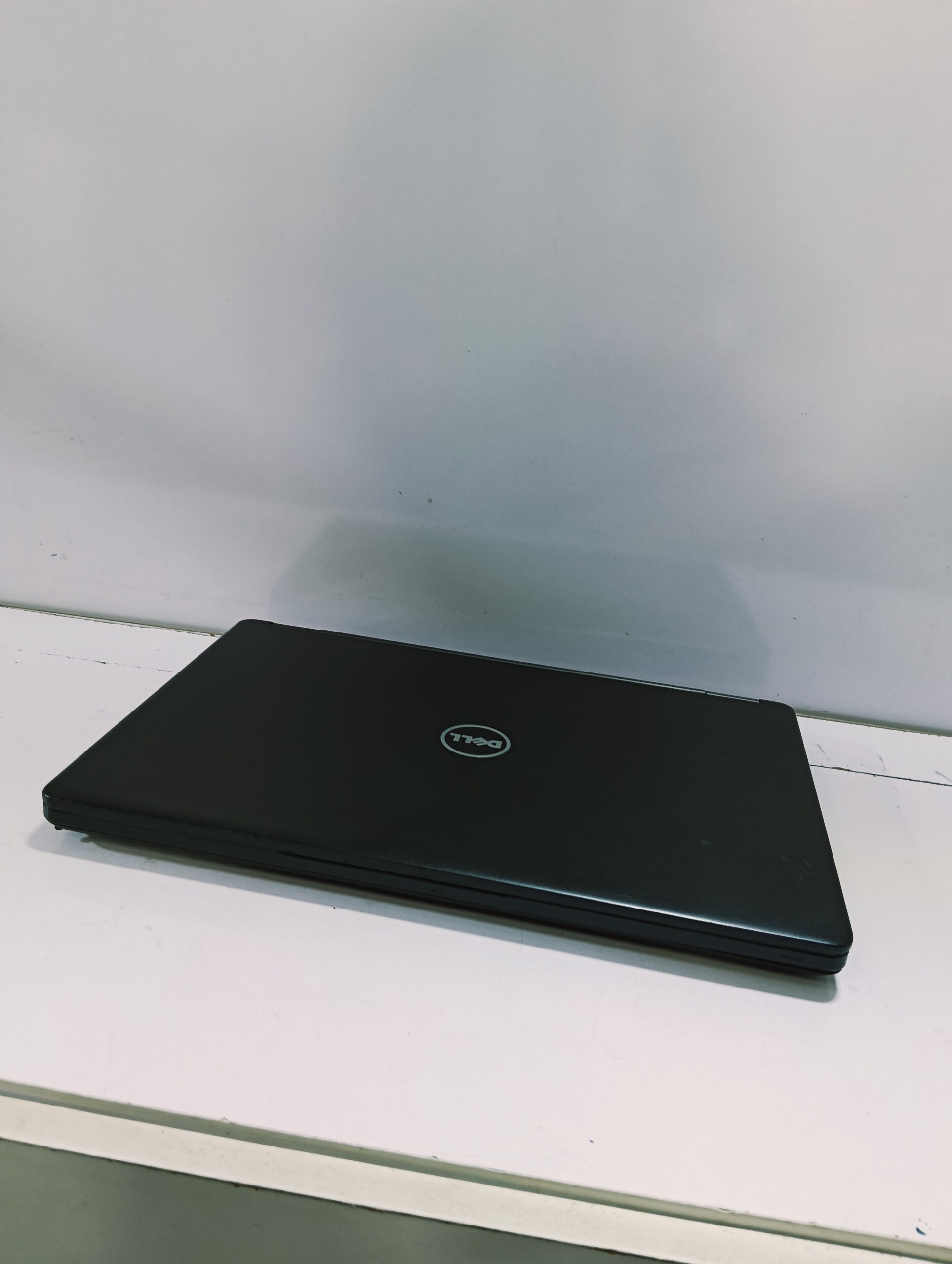 Dell Latitude E5480 - Core i5 - 7th Gen - 256GB SSD - 8GB Ram - Windows 11 Pro - Image 9