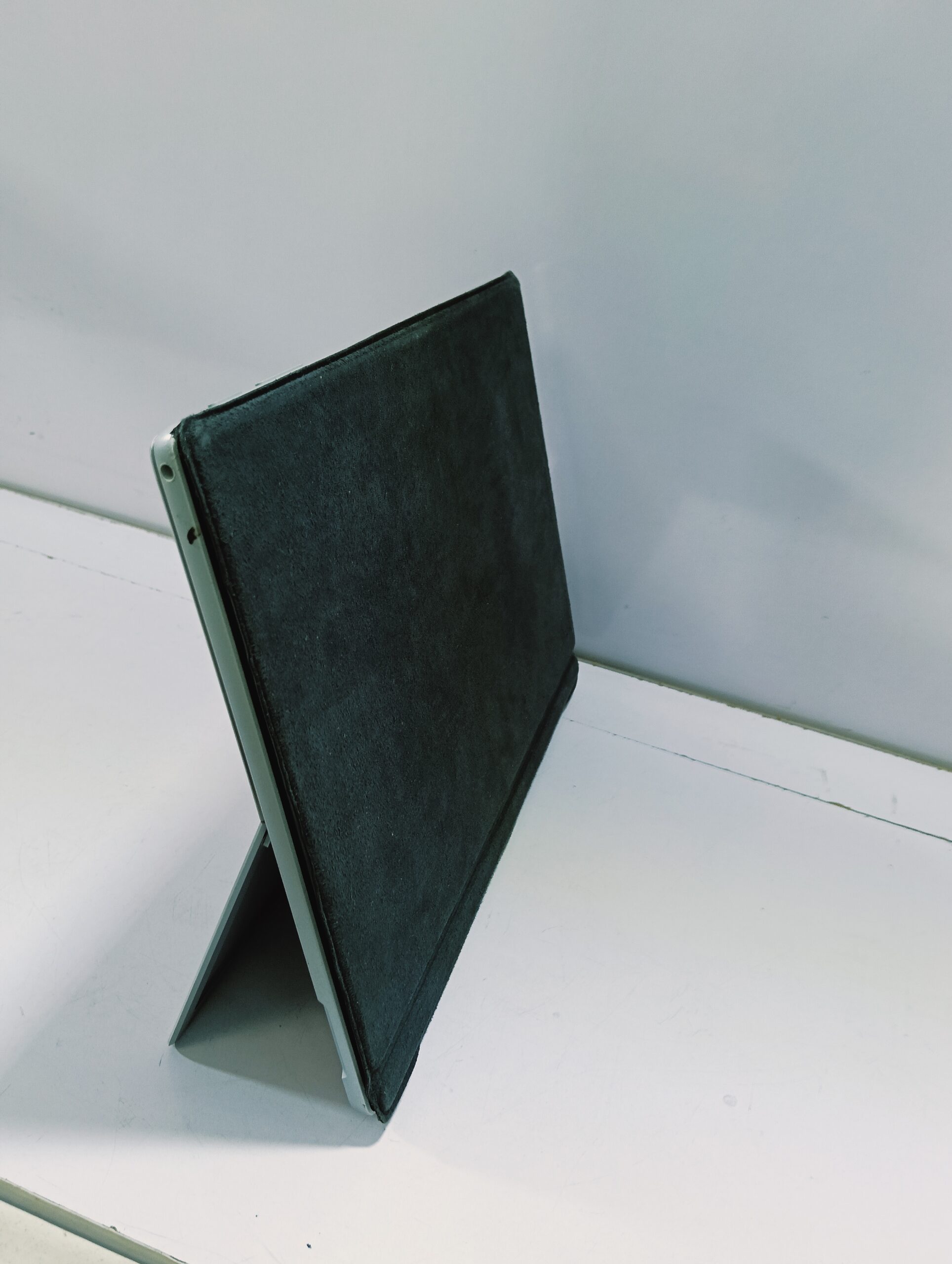 Microsoft Surface Pro 7 – Touchscreen – Detachable Keyboard – Core i5 – 256GB SSD - 8GB Ram - Image 5