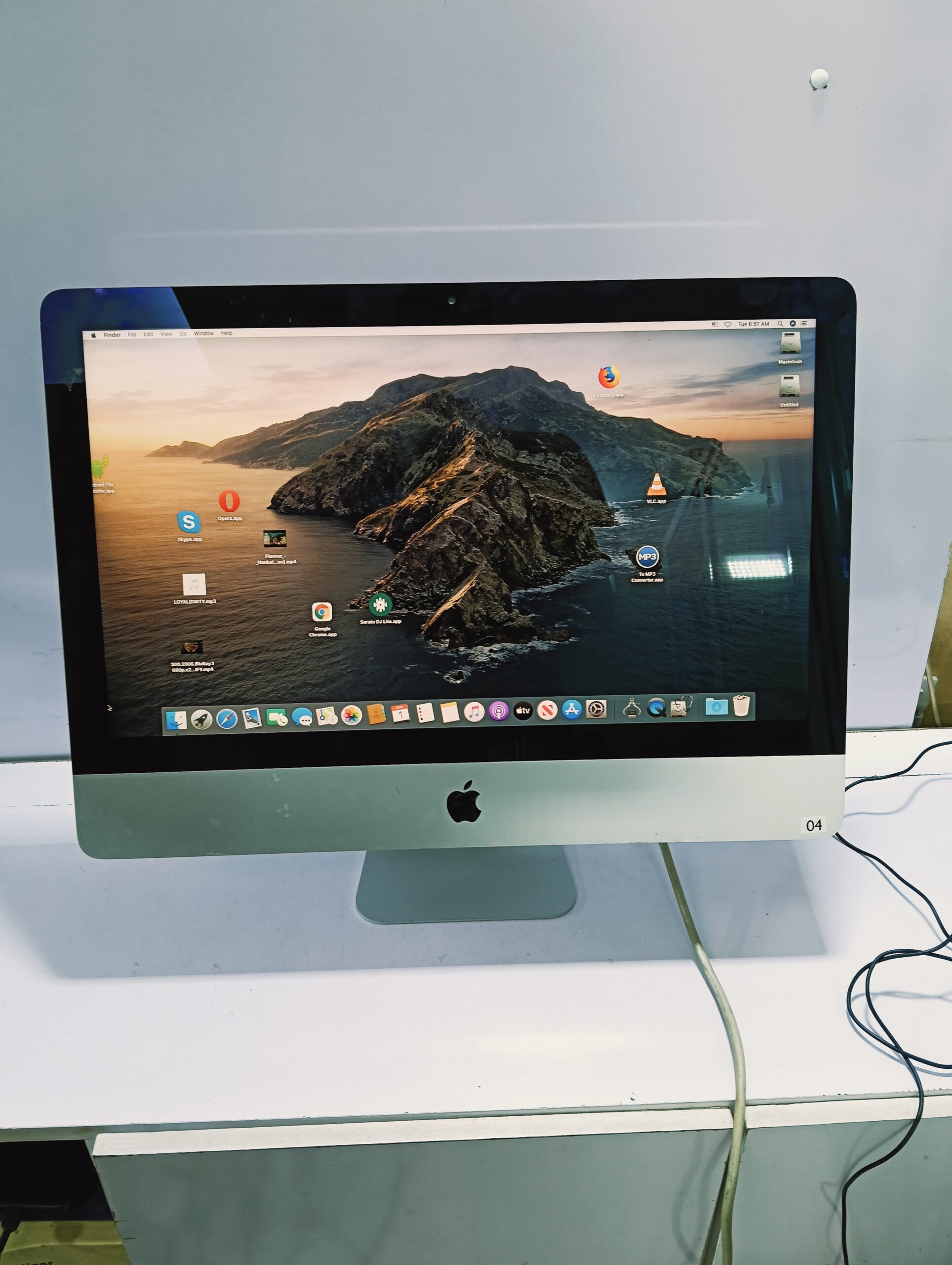 Apple iMac Pro All-In-One PC - 2013 – Core i5 – 500GB HDD – 8GB Ram – 21 inch Display