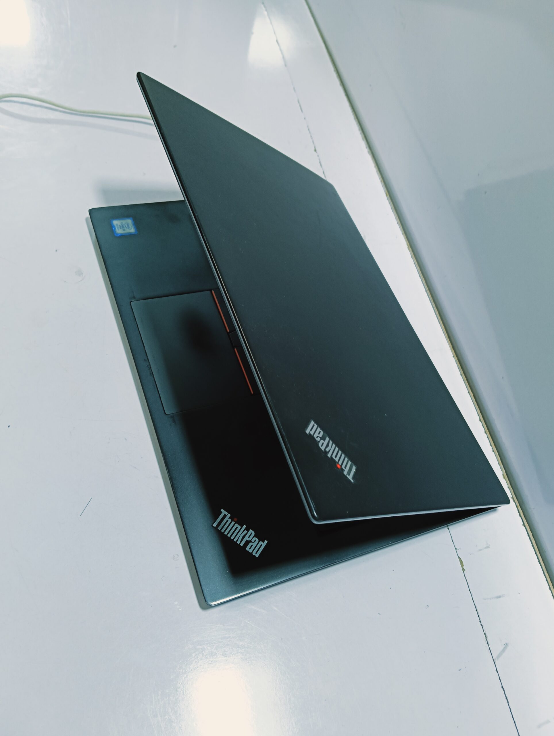 Lenovo ThinkPad T480s Lagos - Core i5 - 256GB SSD - 8GB Ram - 8th Gen - Windows 11 Pro - Image 2