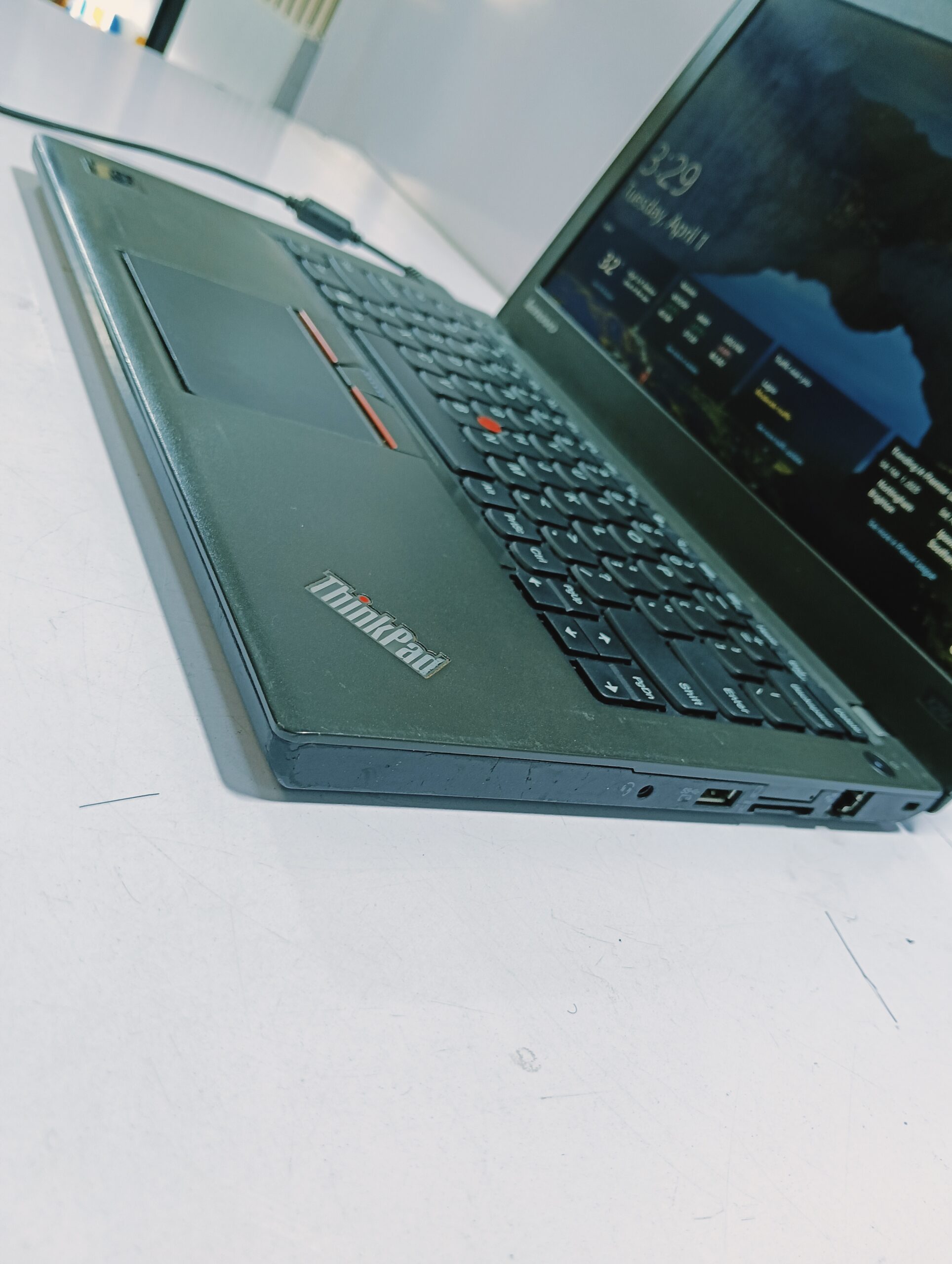 Lenovo ThinkPad T480s Lagos - Core i5 - 256GB SSD - 8GB Ram - 8th Gen - Windows 11 Pro - Image 9