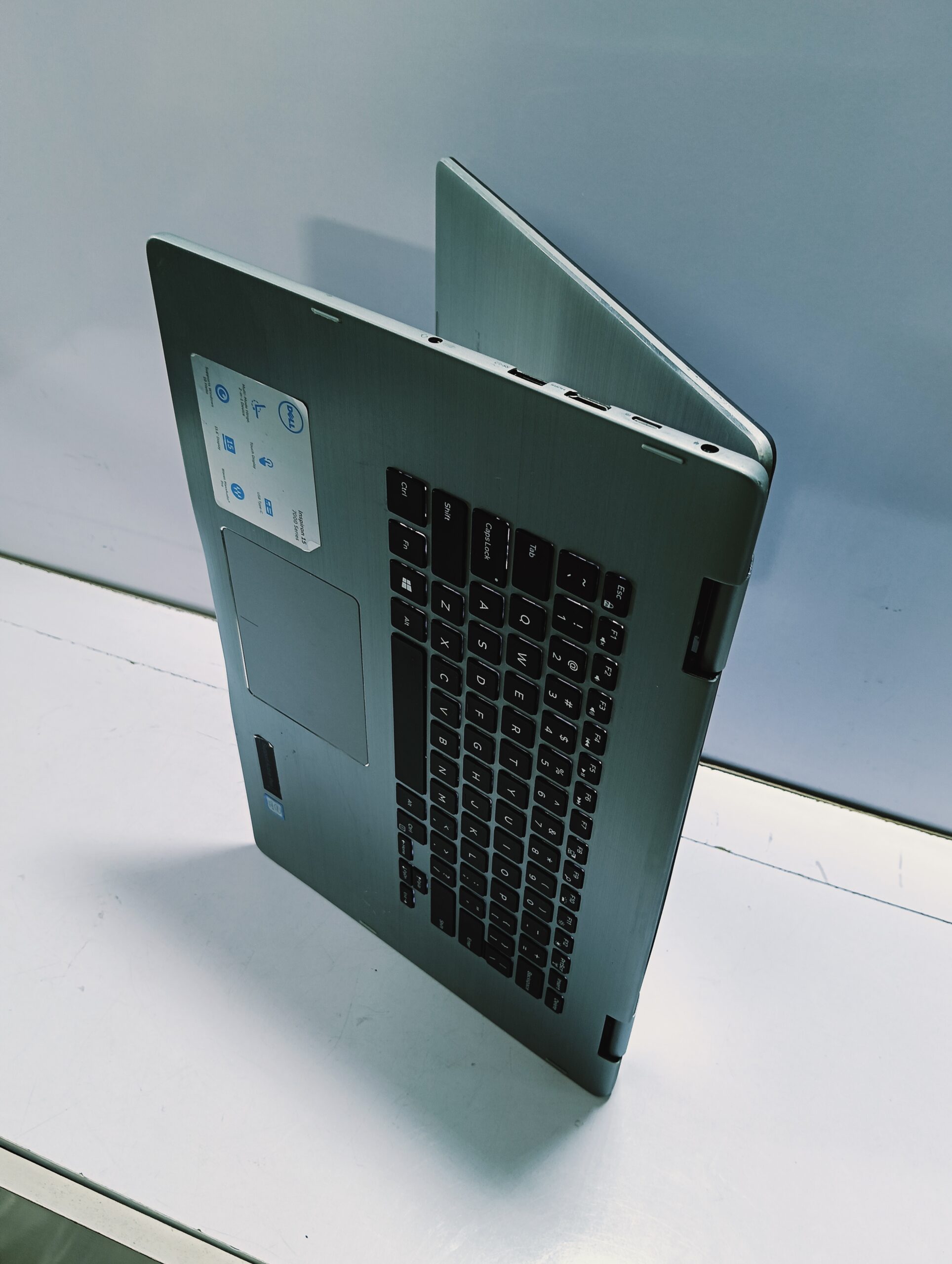 Dell Inspiron 15-7579 2in1 - Core i5 - 7th Gen - 256GB SSD - 8GB Ram - Windows 11 Pro - Image 13