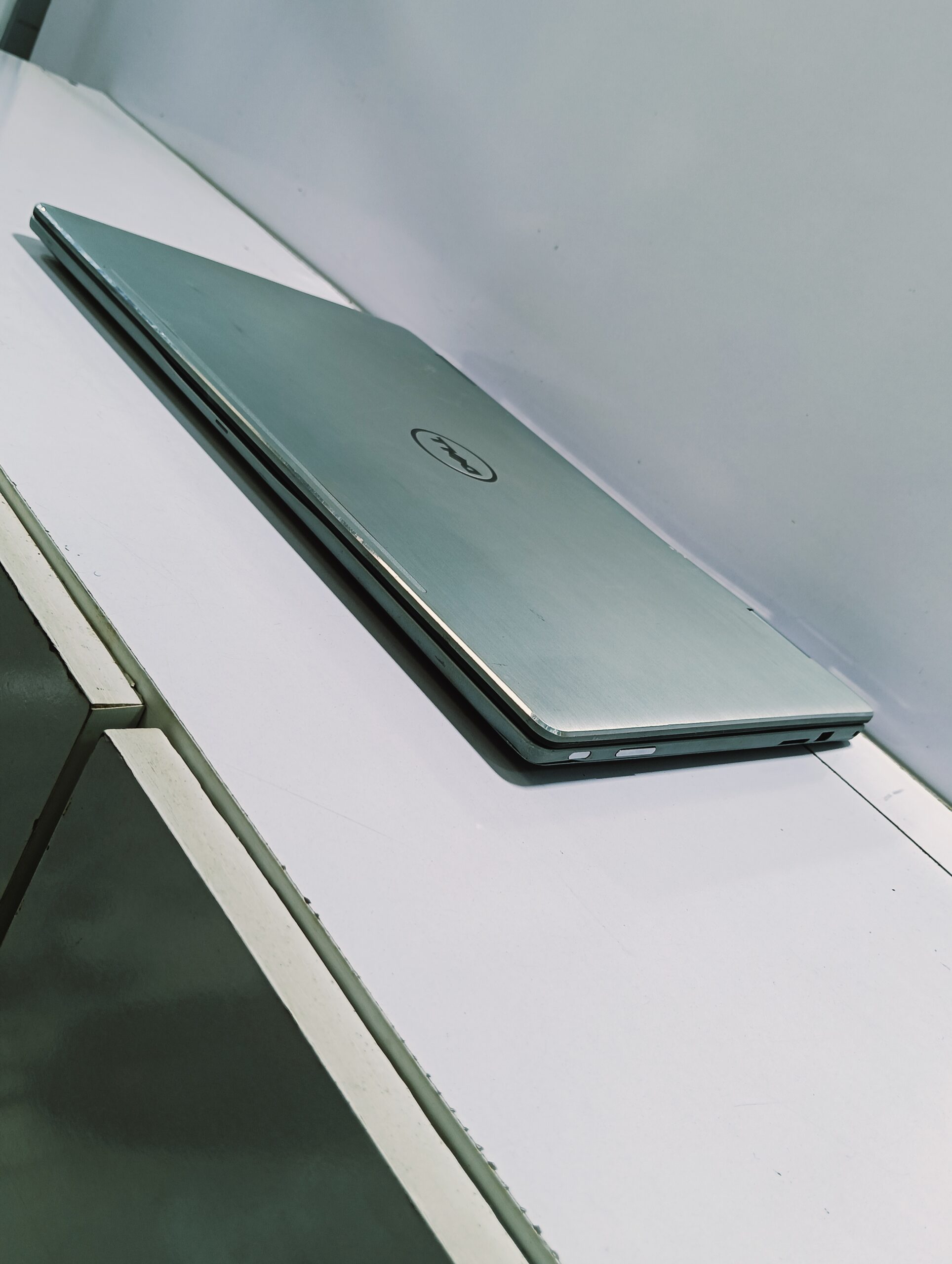 Dell Inspiron 15-7579 2in1 - Core i5 - 7th Gen - 256GB SSD - 8GB Ram - Windows 11 Pro - Image 8