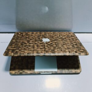 Apple MacBook Unibody - Core 2 Duo - 250GB/500GB HDD - 4GB Ram - Mac OS