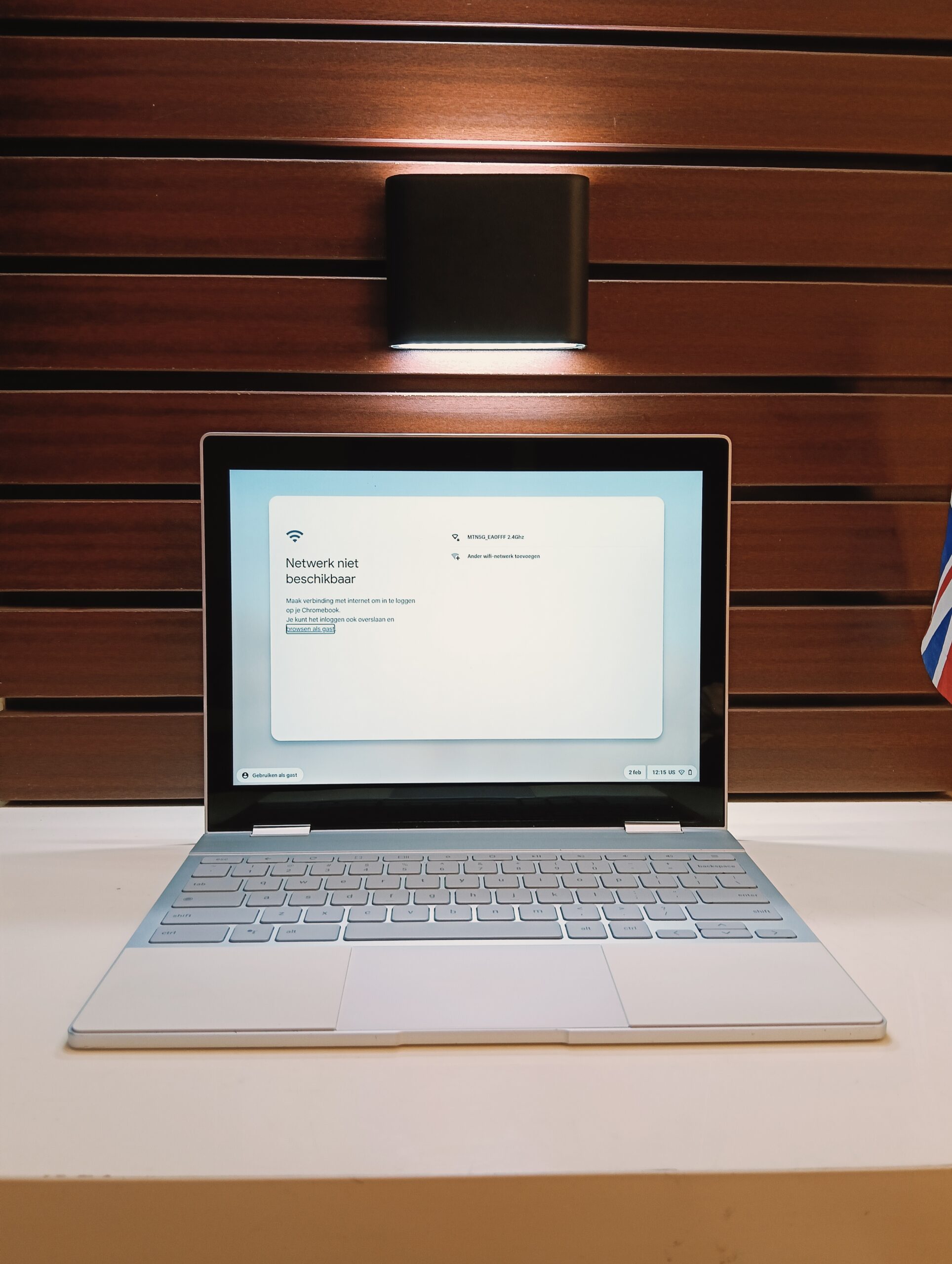 Google Pixel Chromebook - 13 inch - loud Storage – Ultra Slim – Silver Color – Super Fast – Intel - Image 6